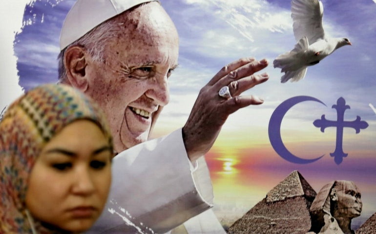 Ώστε «Μεκεδωνία» για τον αιρεσιάρχη Πάπα